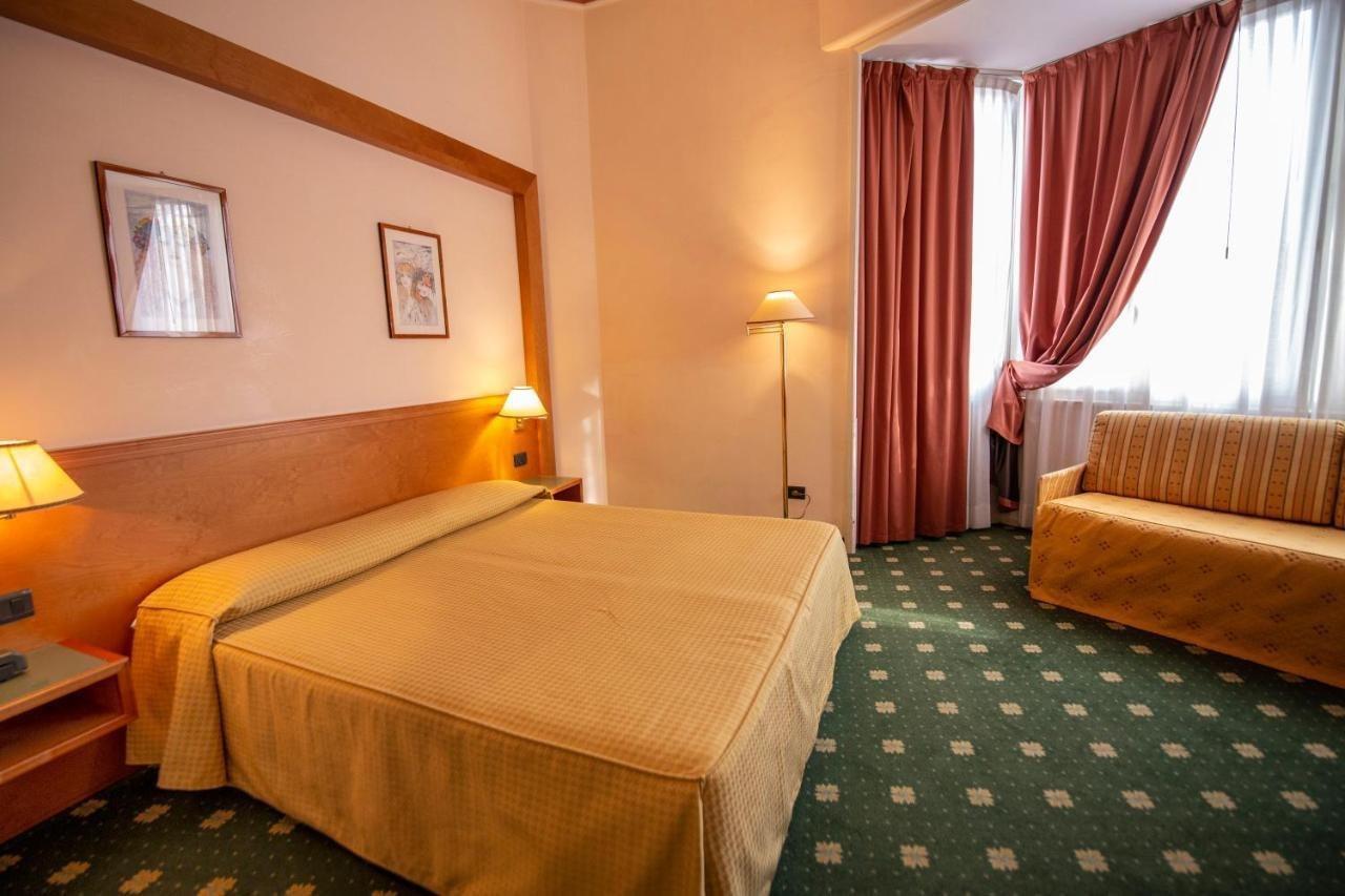Hotel Estense Modena Dış mekan fotoğraf